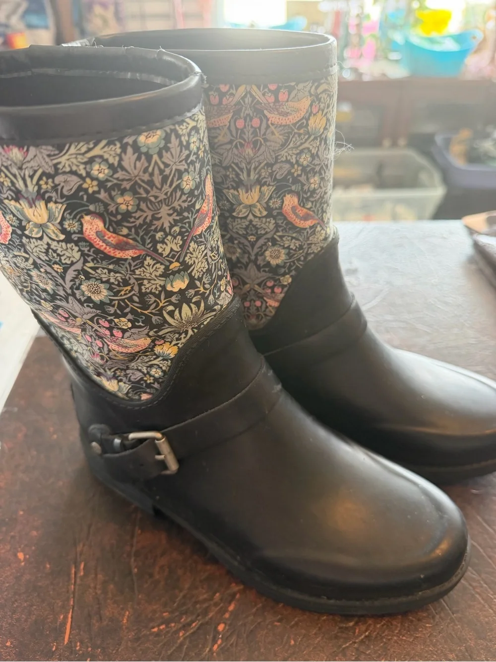UGG Women’s Rain Boots Floral Bird Print Waterproof Rubber Boots Size 6 EU 37